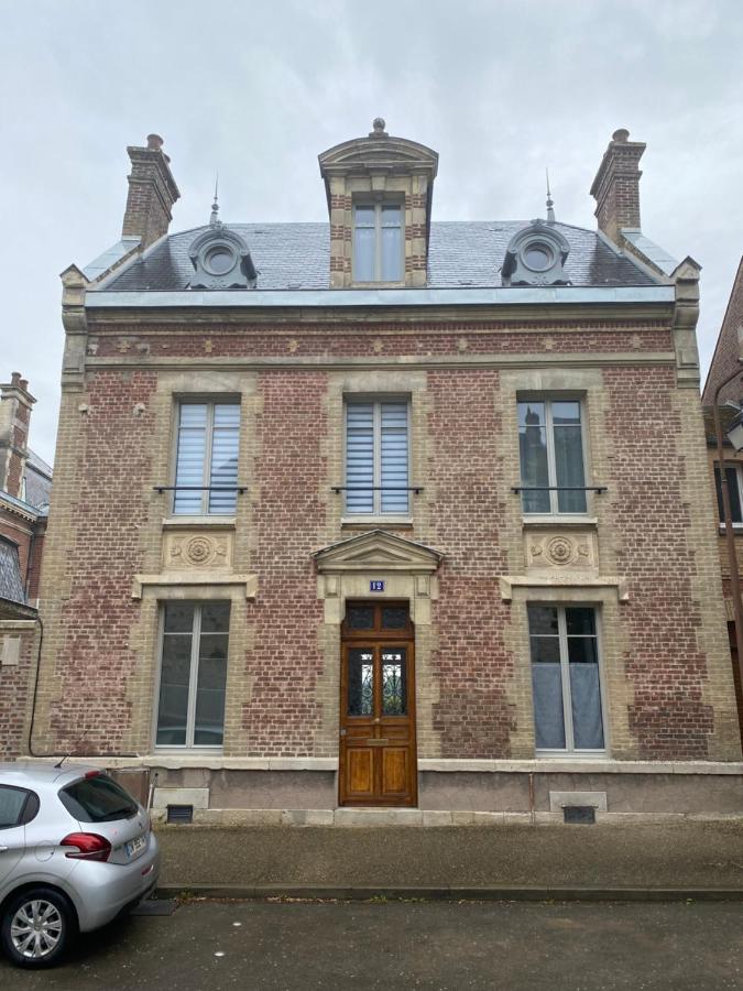 Le Haut 33 : Maison Bourgeoise De Caractere A Laon Buitenkant foto